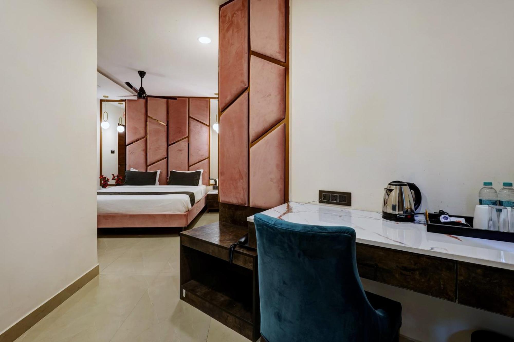 Astra Hotels & Suites - Koramangala Bangalore Exterior photo